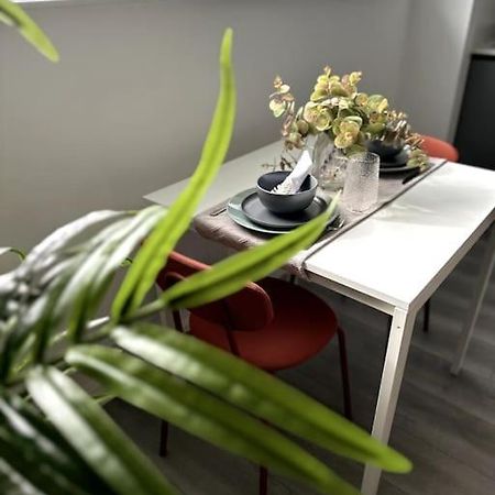Studio Apartment In Milton Keynes Zewnętrze zdjęcie