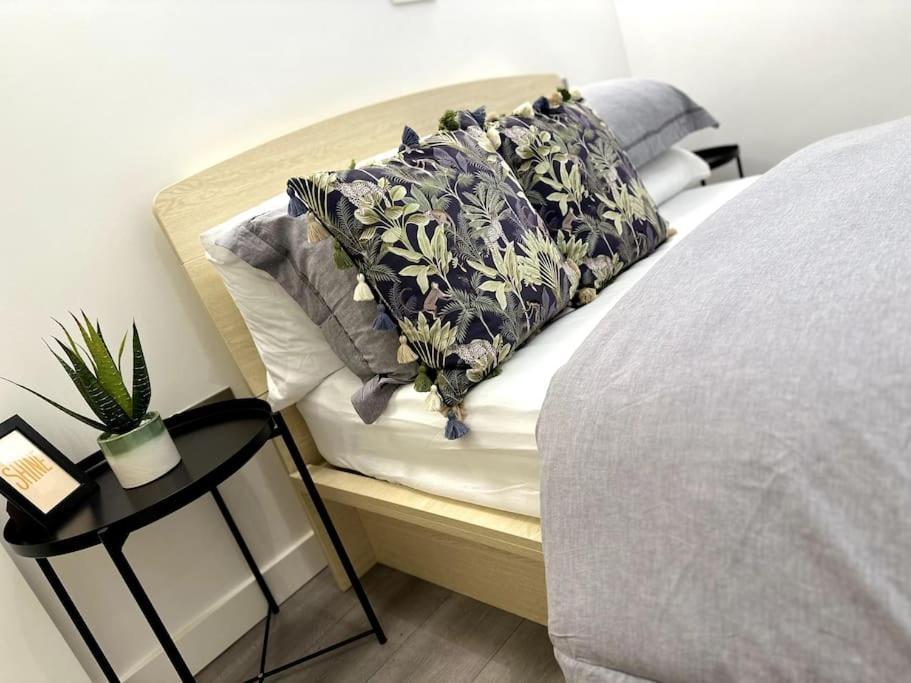 Studio Apartment In Milton Keynes Zewnętrze zdjęcie